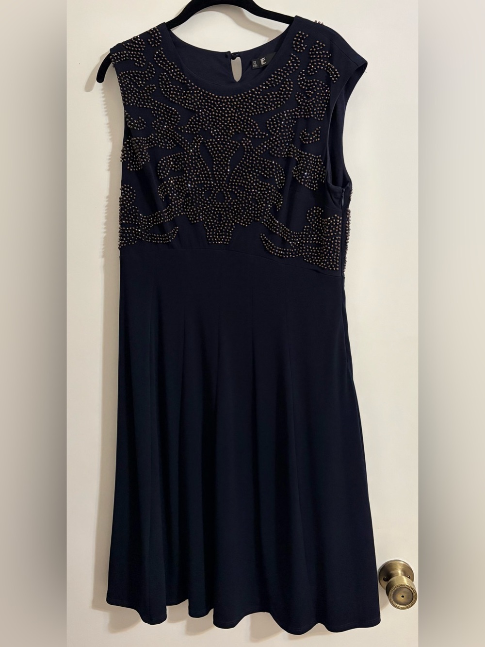 Elegant Sleeveless Navy Embellished Knee Length Dress